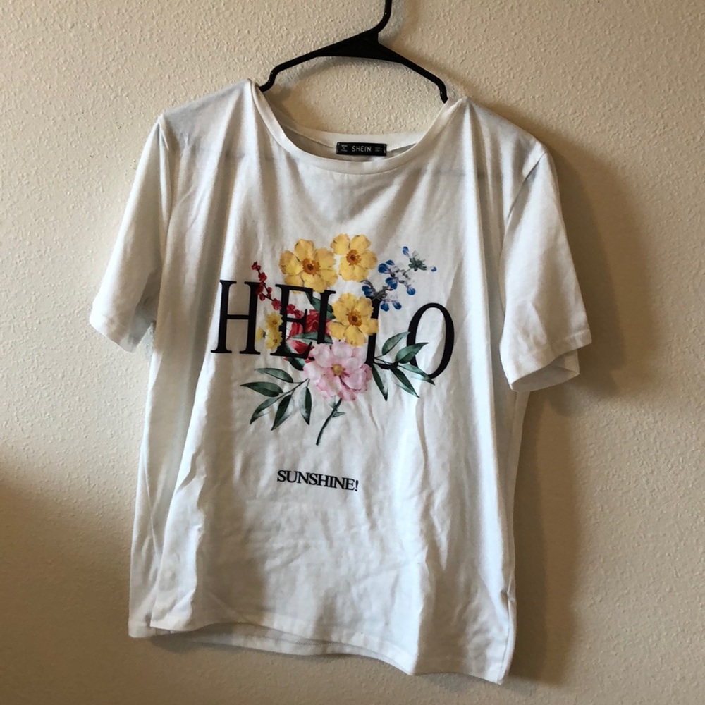 Floral “hello sunshine” t-shirt